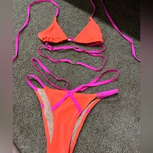 L’agent two piece bikini